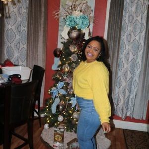 Meet your Posher, Nayda